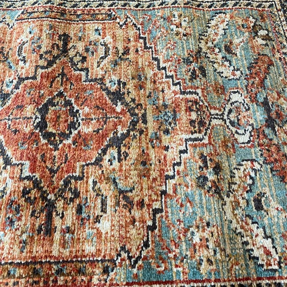 Threshold floral woven accent runner - Picture 2 of 3